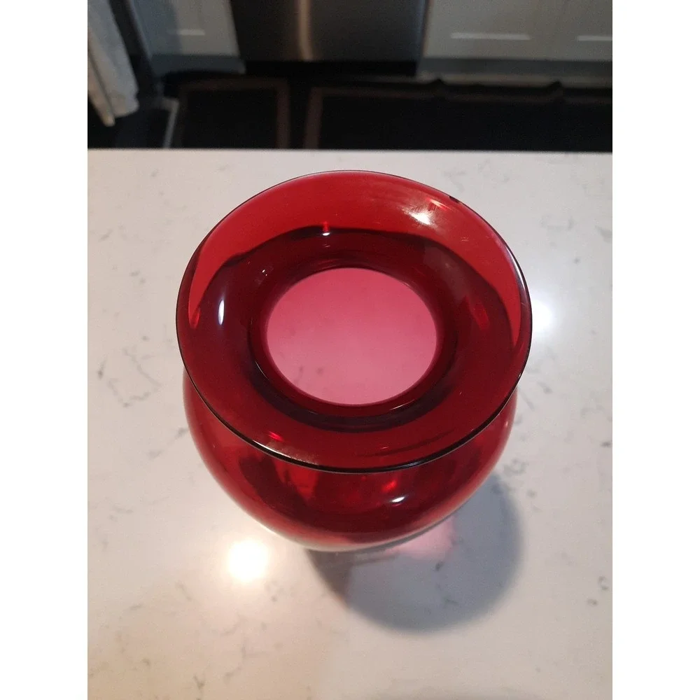 Baccarat vase has